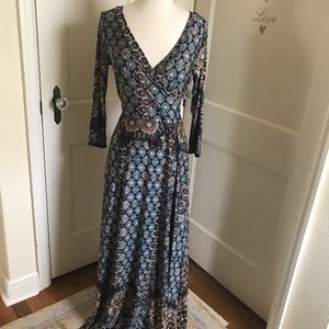 Gorgeous maxi wrap dress paisley pattern